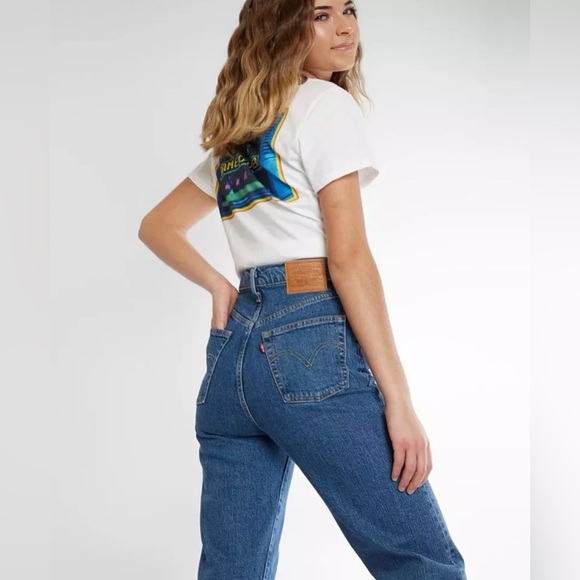 LEVI'S® Premium Ribcage Ankle Straight Jean in Georgie - Picture 5 of 13